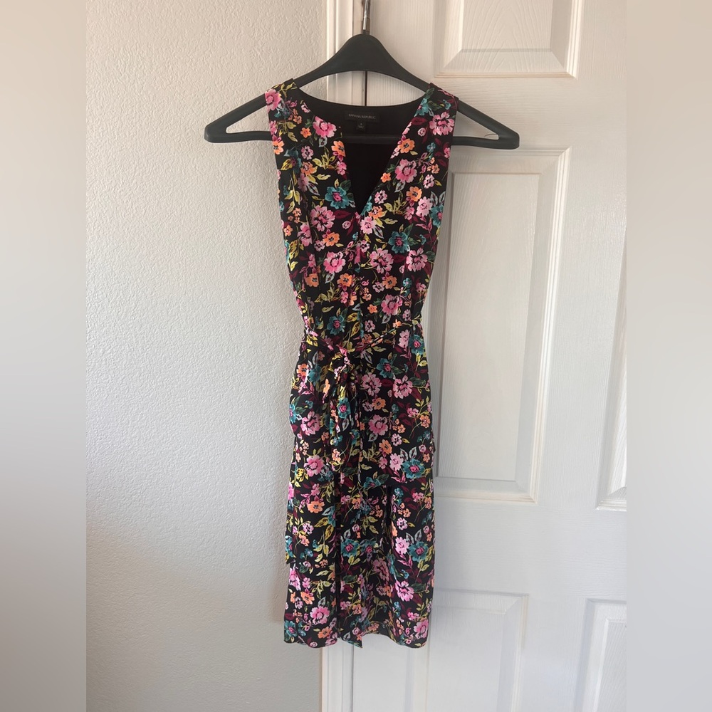 Banana Republic floral print wrap dress